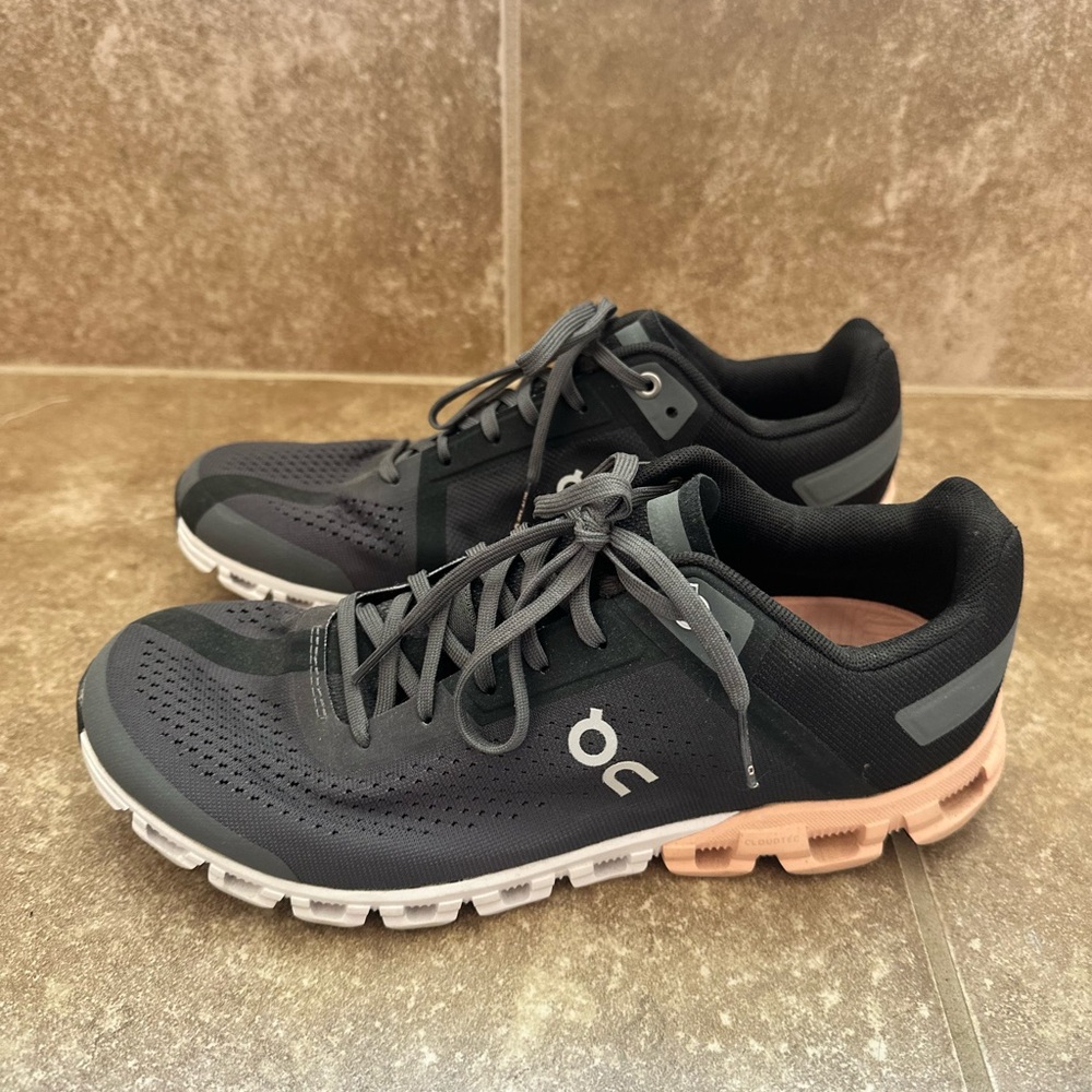 On Running Women's Black and Gray Athletic Shoes